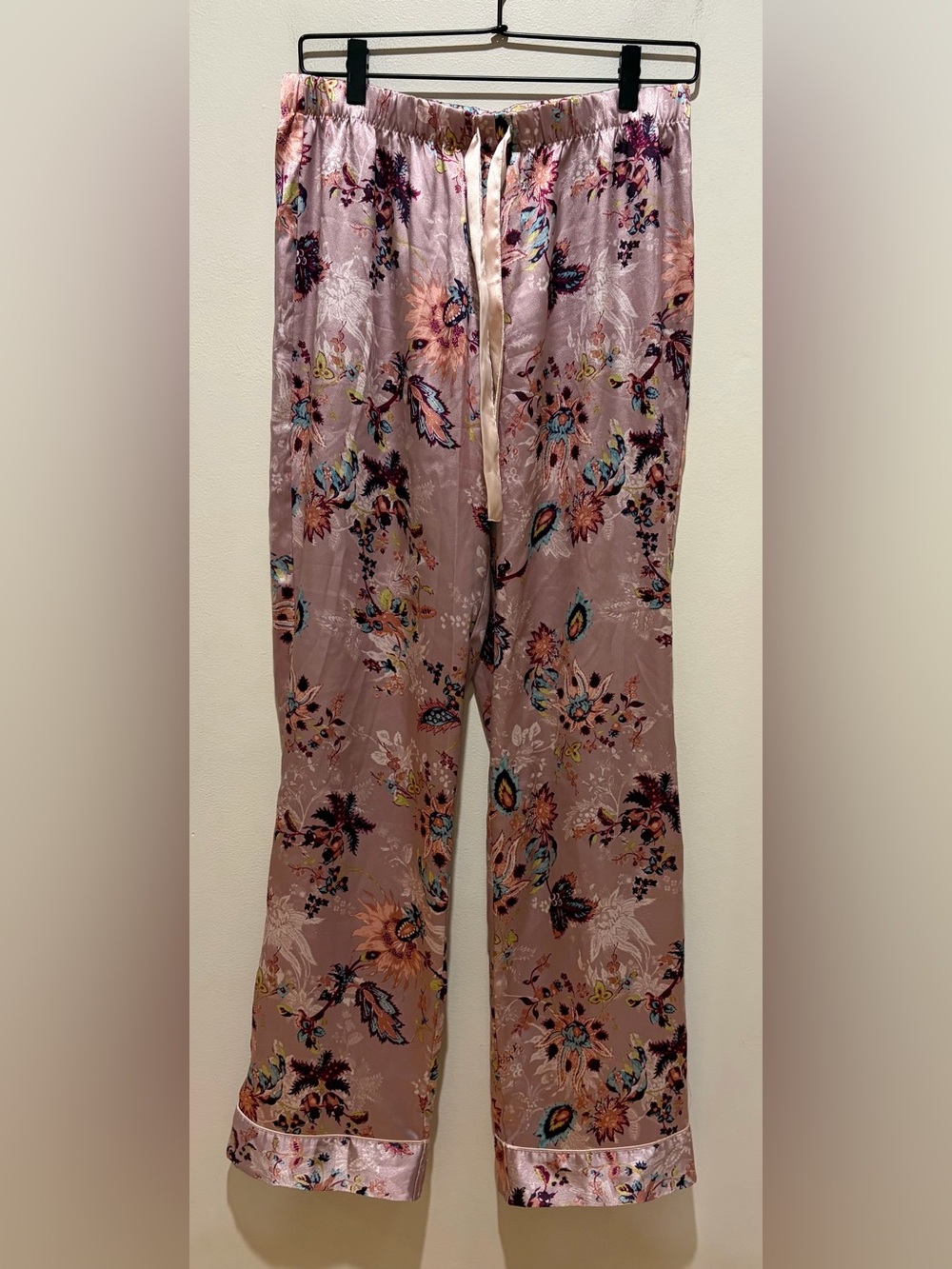 Victoria’s Secret Lilac Purple Botanical Floral Satin Pajama Set - Size Small - Picture 9 of 15